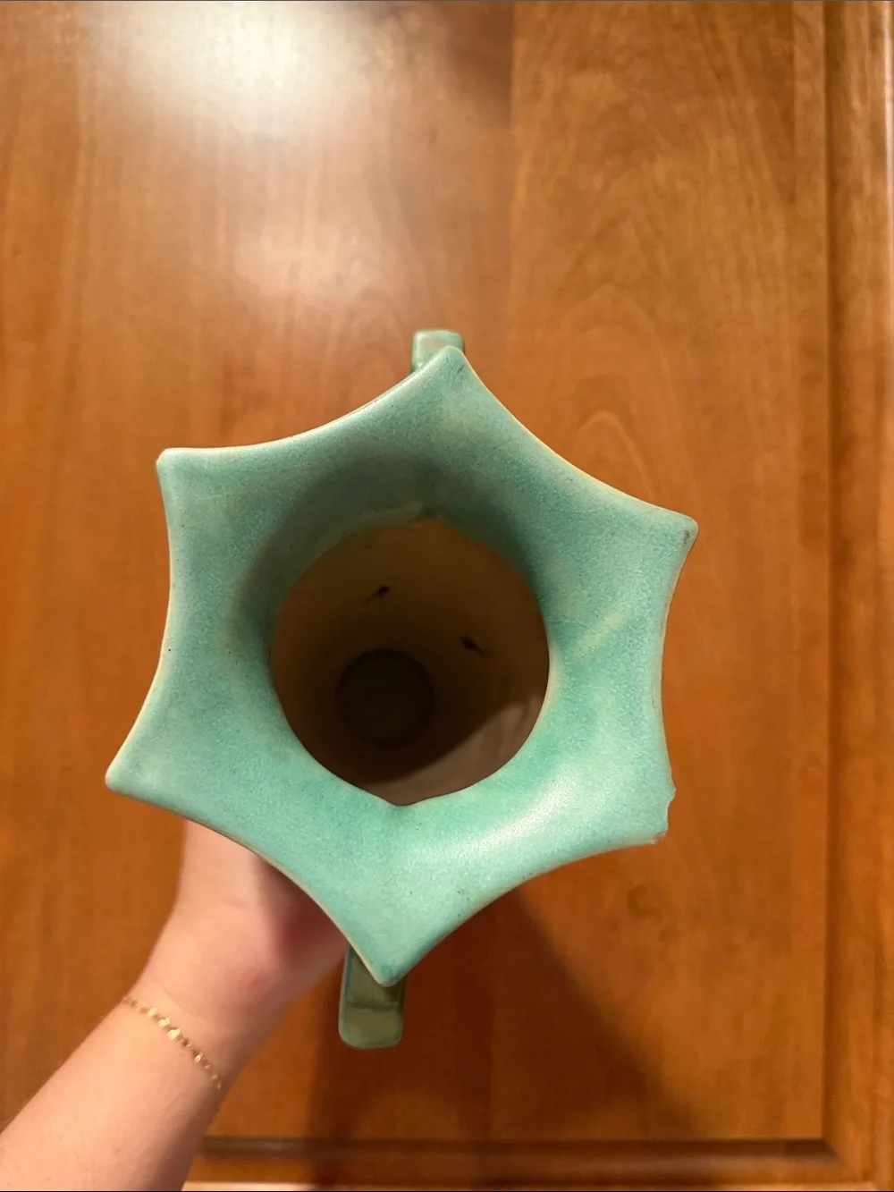 Vtg Roseville Pottery Bleeding Heart Vase 965-7